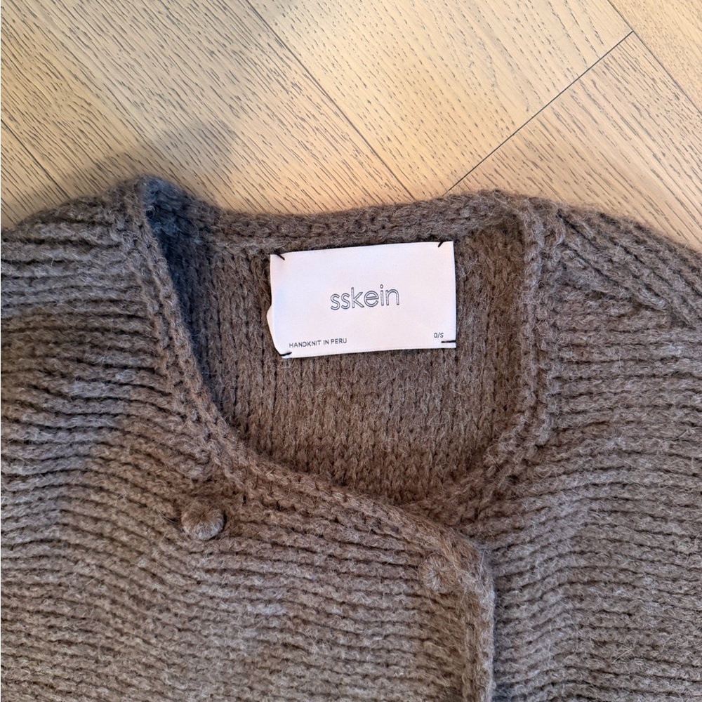 Women's Chunky Brown Knit Cardigan - Picture 3 of 4